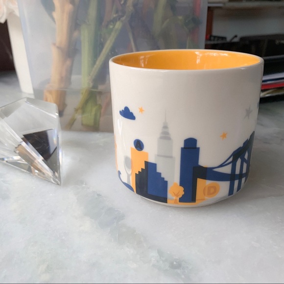 Starbucks NYC Cozy Collectable Coffee Mug - Picture 3 of 6